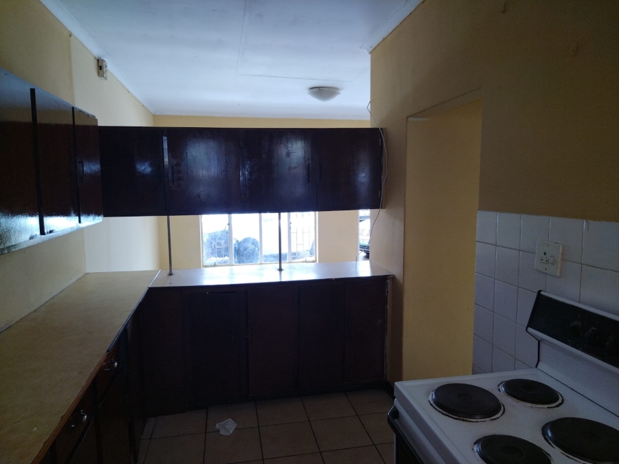 2 Bedroom Property for Sale in Rustenburg Central North West